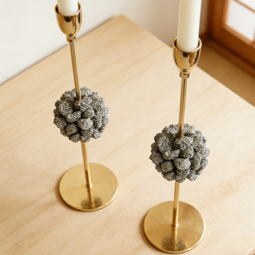 4-Piece Minimalist Metal Candlestick Holders - Image 2